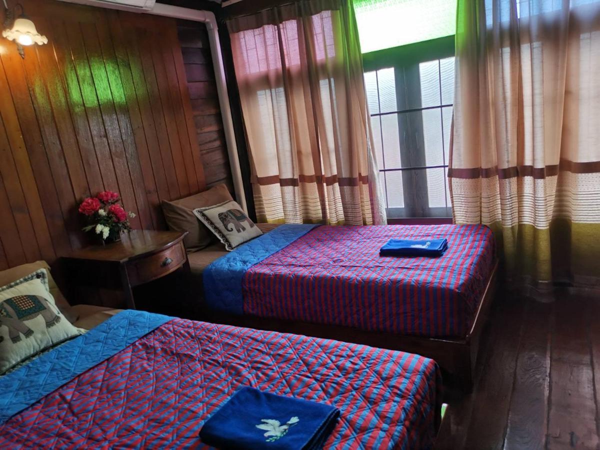 Baan Are Gong Riverside Homestay Пра Након Си Аютая Екстериор снимка