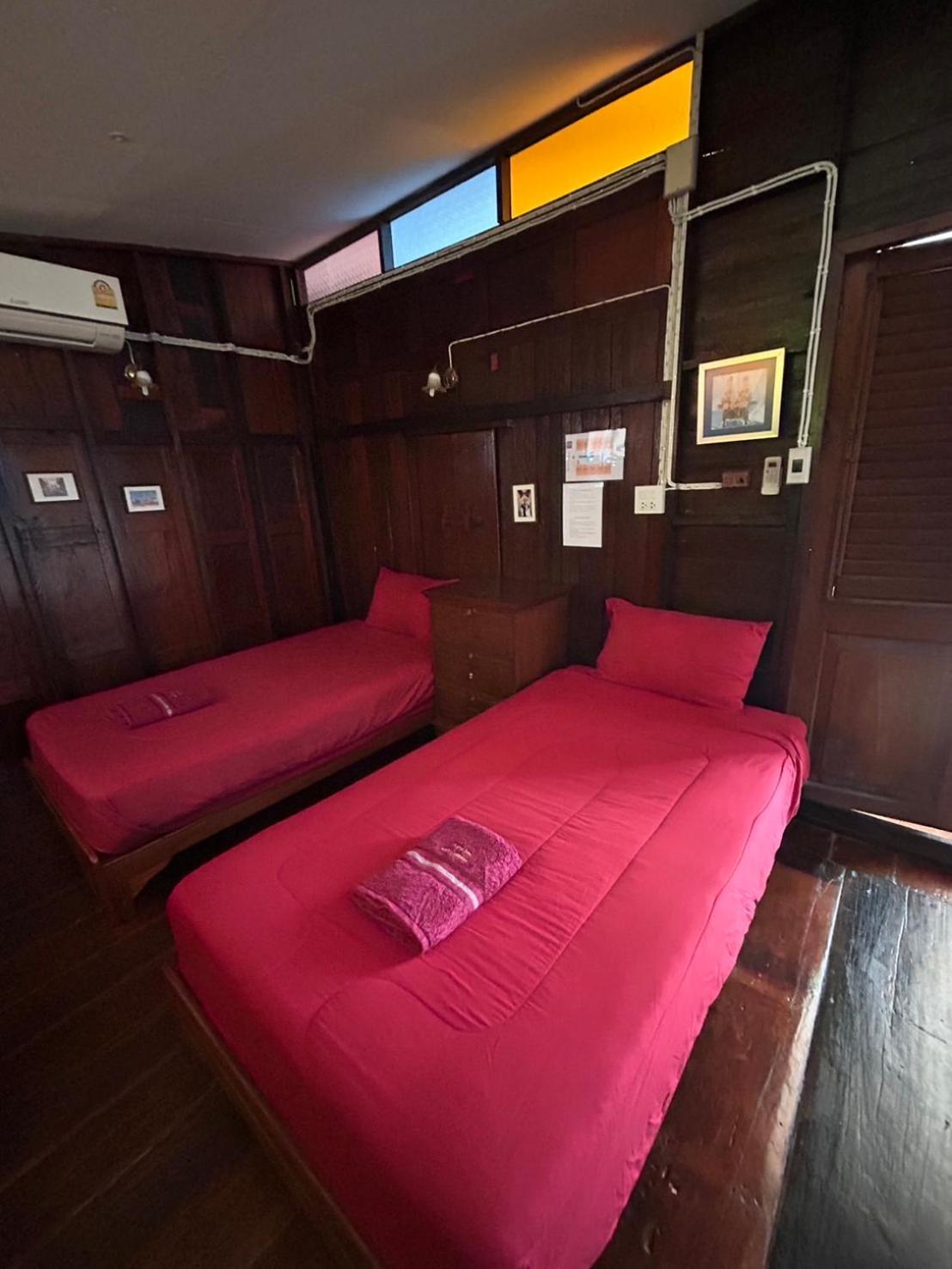 Baan Are Gong Riverside Homestay Пра Након Си Аютая Екстериор снимка