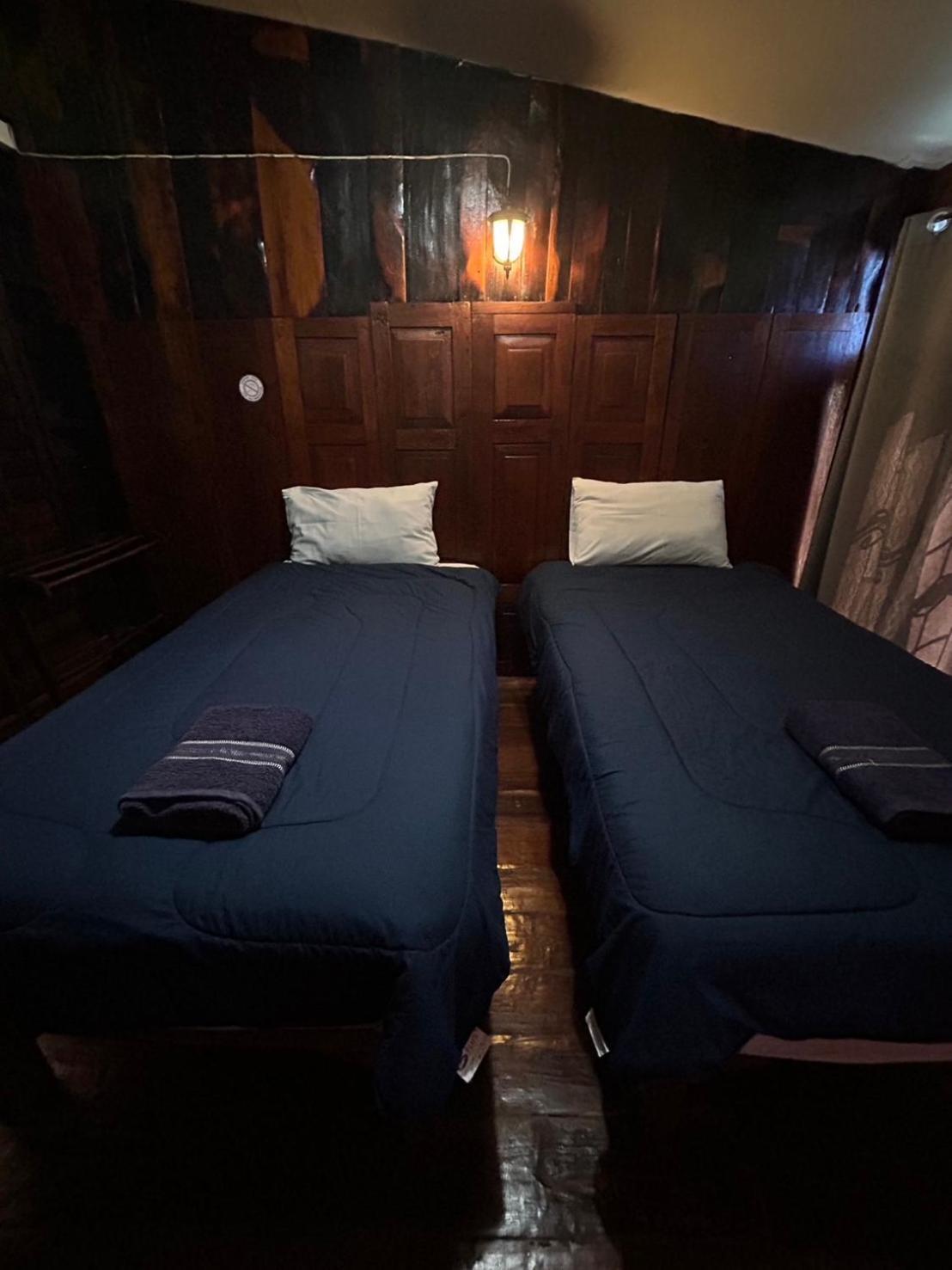 Baan Are Gong Riverside Homestay Пра Након Си Аютая Екстериор снимка