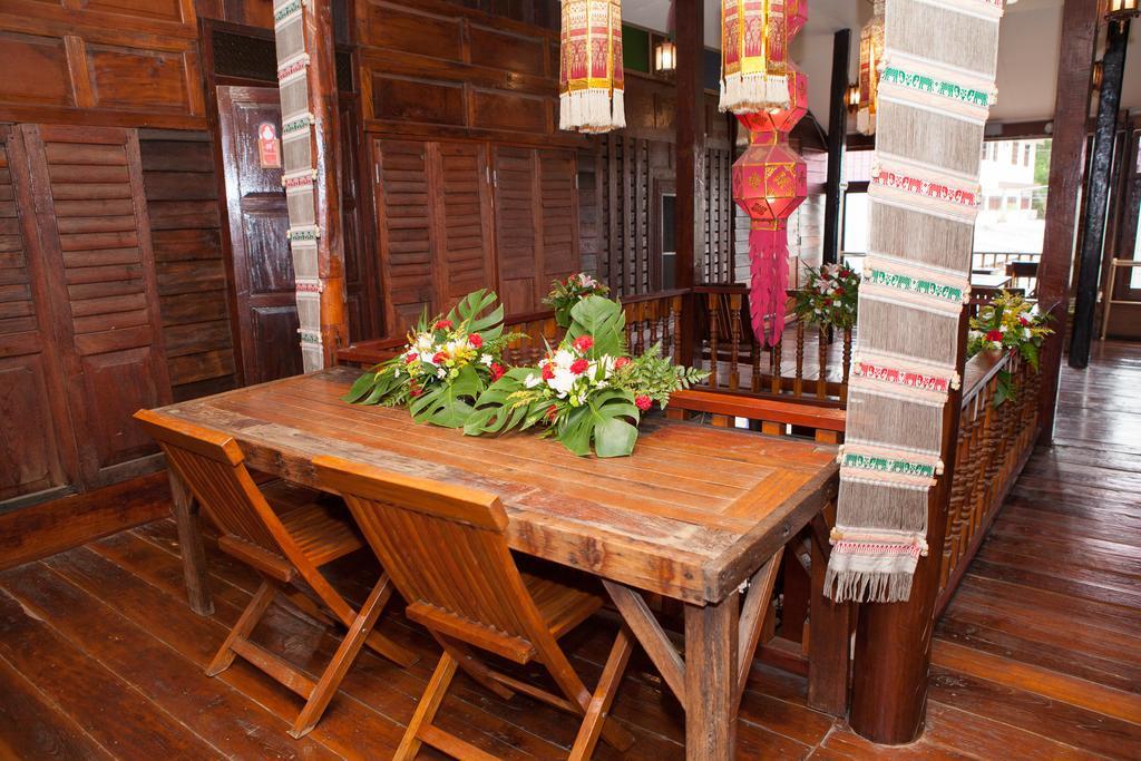 Baan Are Gong Riverside Homestay Пра Након Си Аютая Екстериор снимка